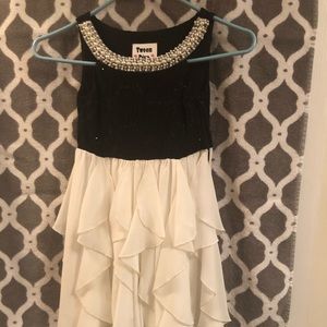 Black & white girls dress